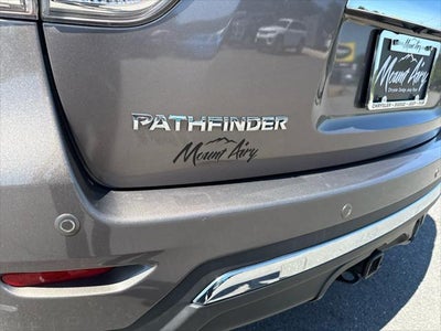 2014 Nissan Pathfinder SV