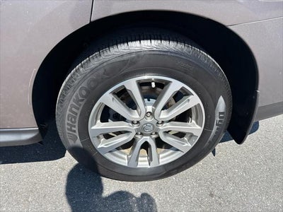 2014 Nissan Pathfinder SV