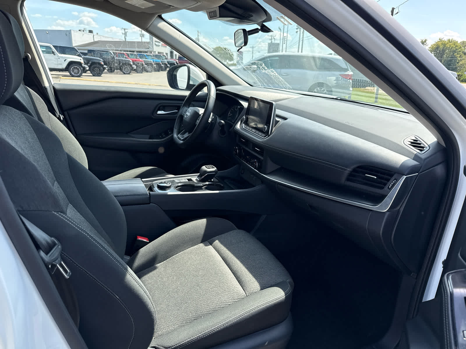 2025 Nissan Rogue SV Intelligent AWD