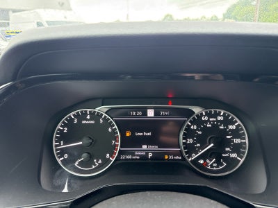 2025 Nissan Pathfinder SL FWD