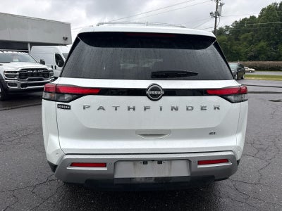 2025 Nissan Pathfinder SL FWD