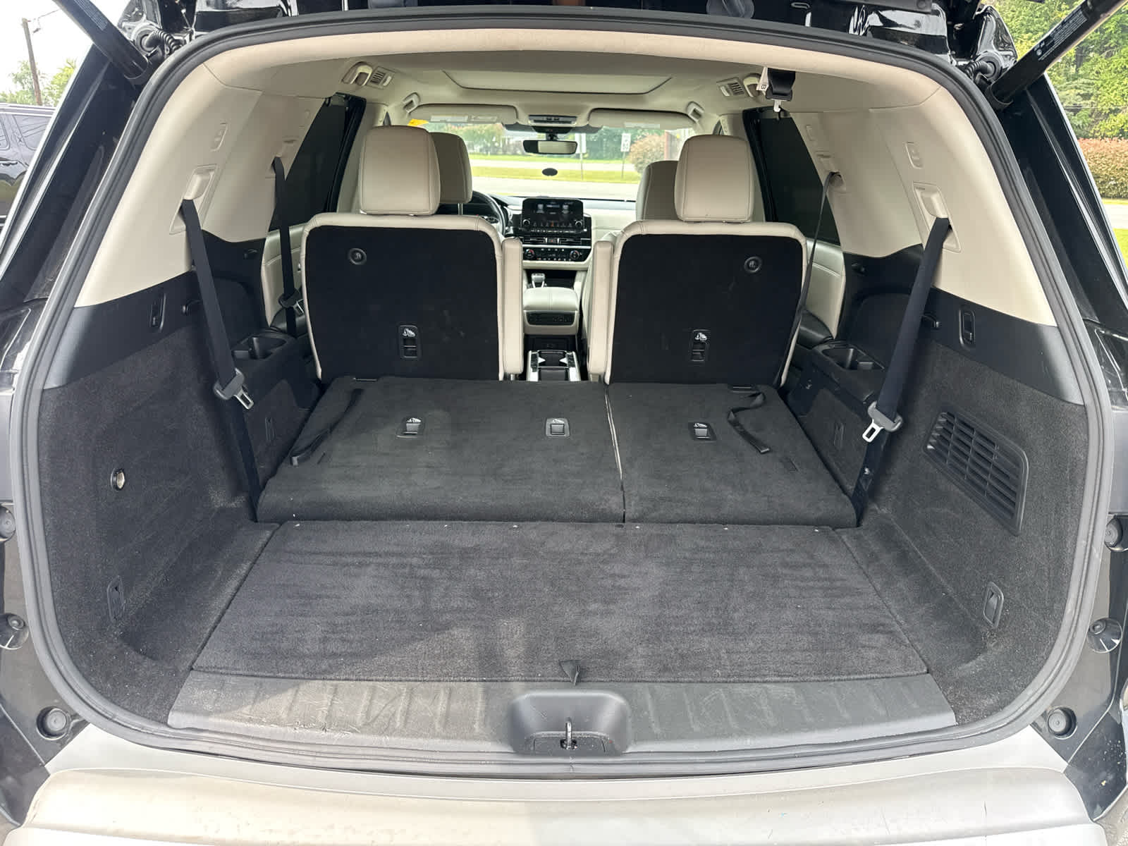 2023 Nissan Pathfinder SL 4WD