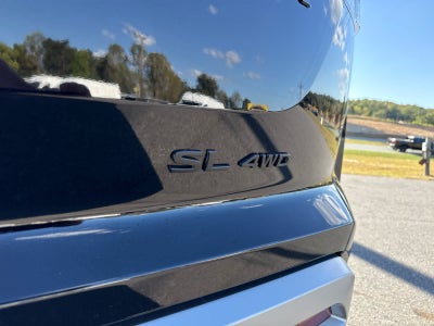 2023 Nissan Pathfinder SL 4WD
