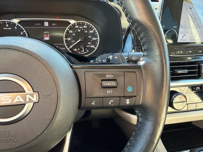 2023 Nissan Pathfinder SL 4WD