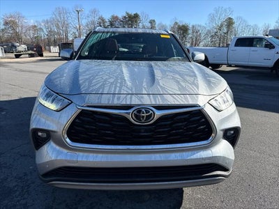 2022 Toyota Highlander Platinum