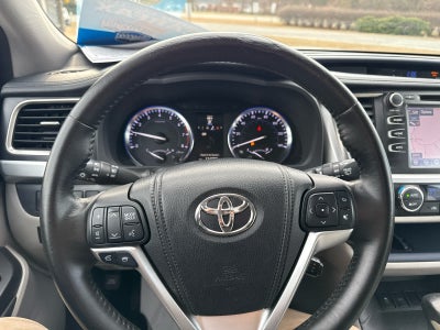 2014 Toyota Highlander XLE V6