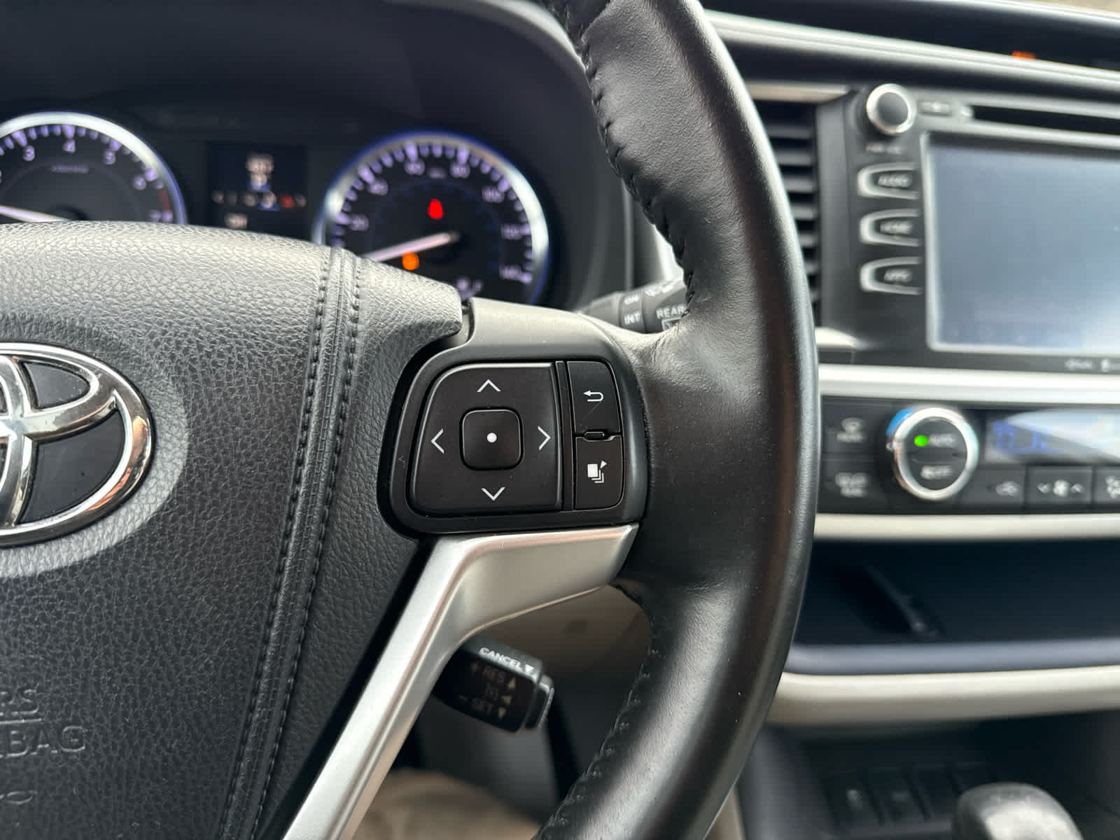 2014 Toyota Highlander XLE V6