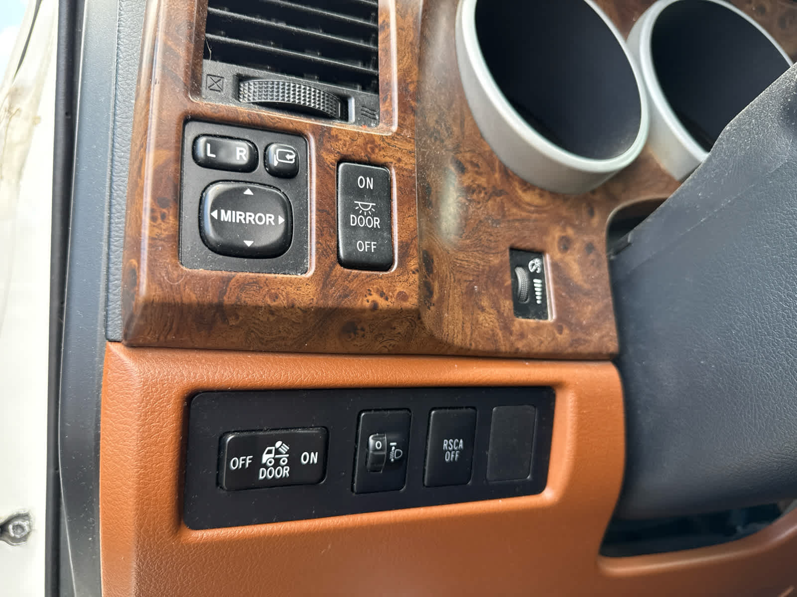 2010 Toyota Tundra LTD