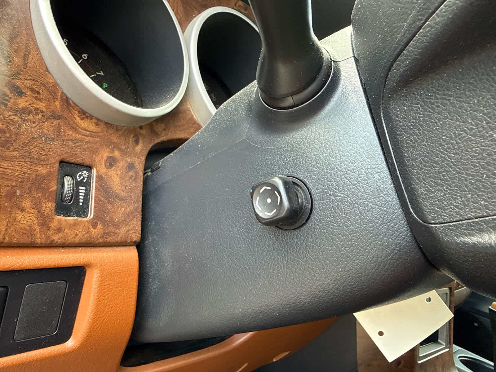 2010 Toyota Tundra LTD