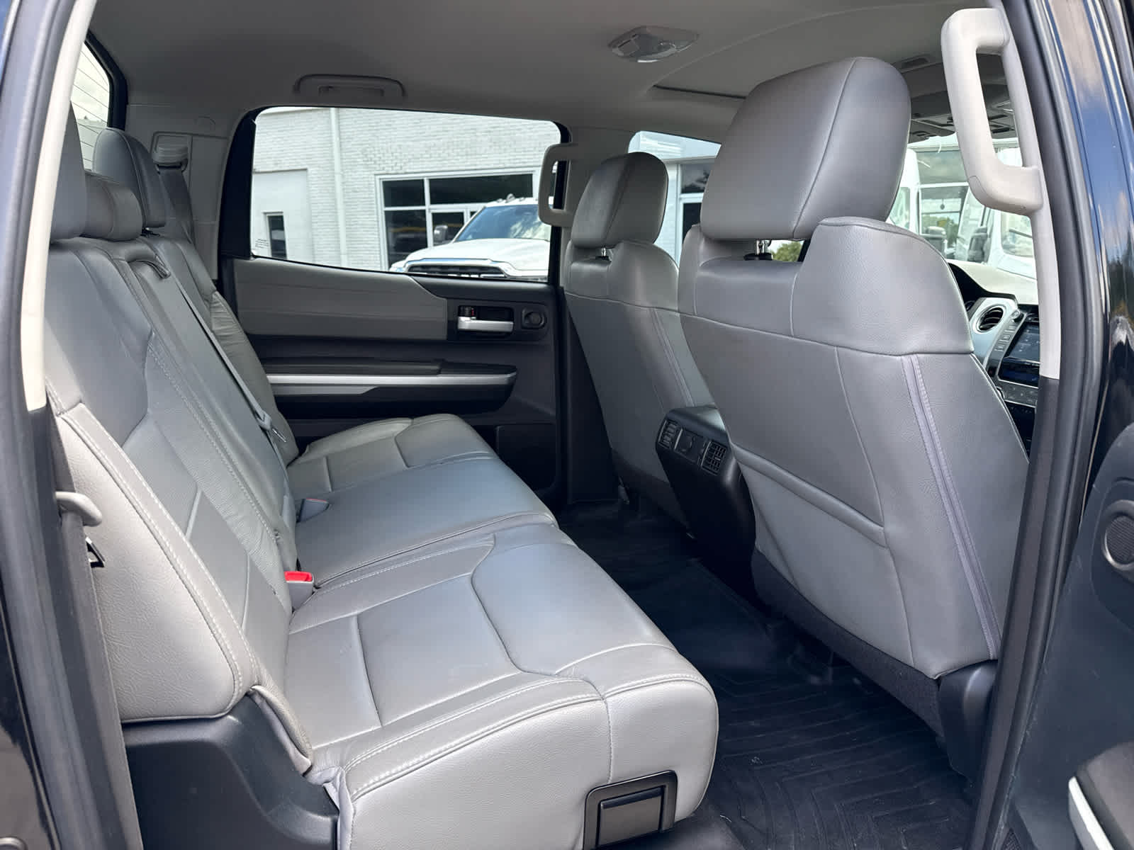 2016 Toyota Tundra LTD
