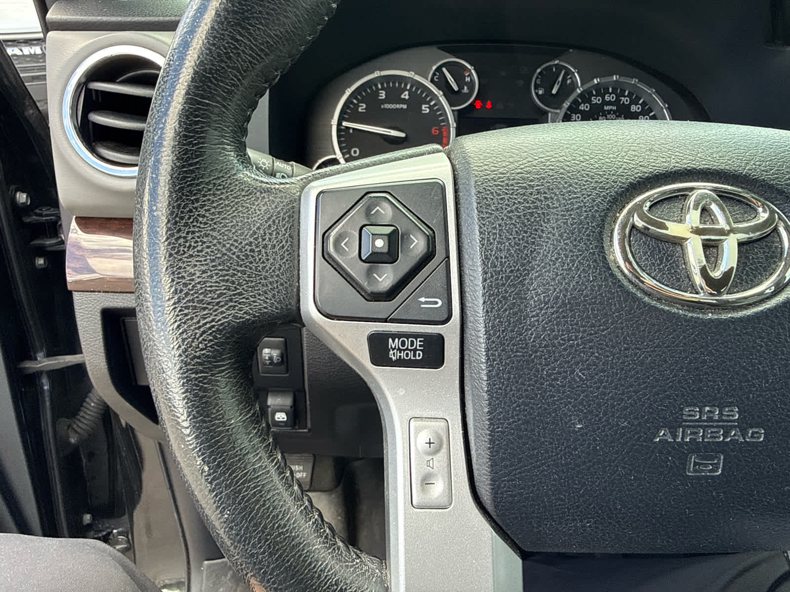 2016 Toyota Tundra LTD