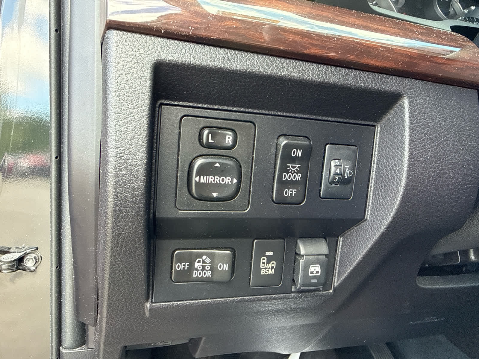2016 Toyota Tundra LTD