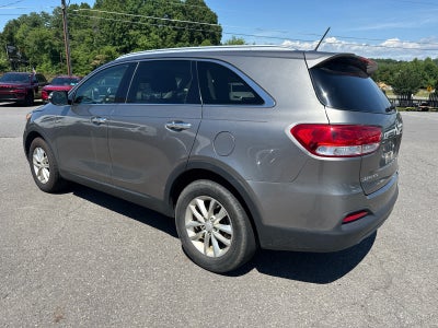 2016 Kia Sorento 2.4L LX