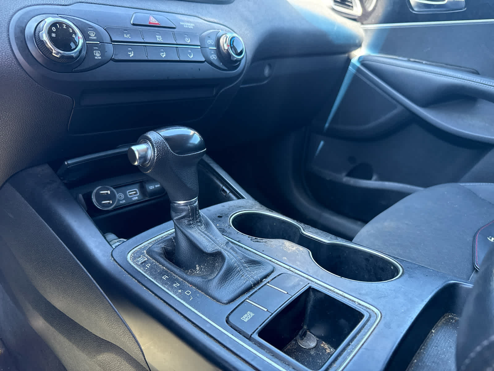 2016 Kia Sorento 2.4L LX