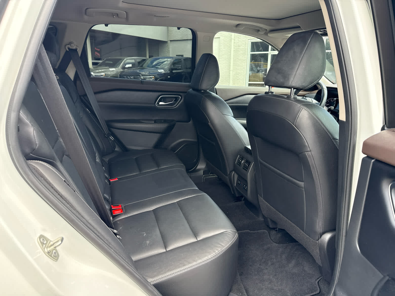 2021 Nissan Rogue SL FWD