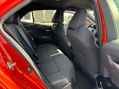 2025 Toyota Corolla Hatchback SE