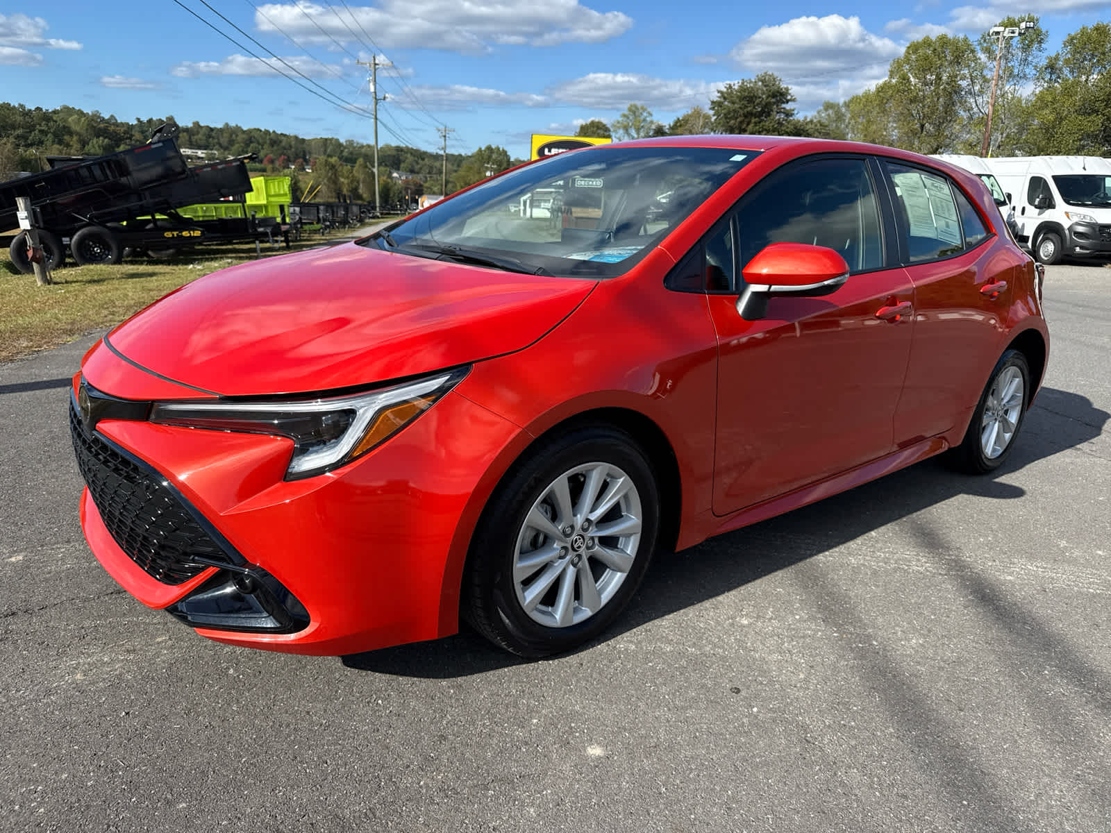 2025 Toyota Corolla Hatchback SE