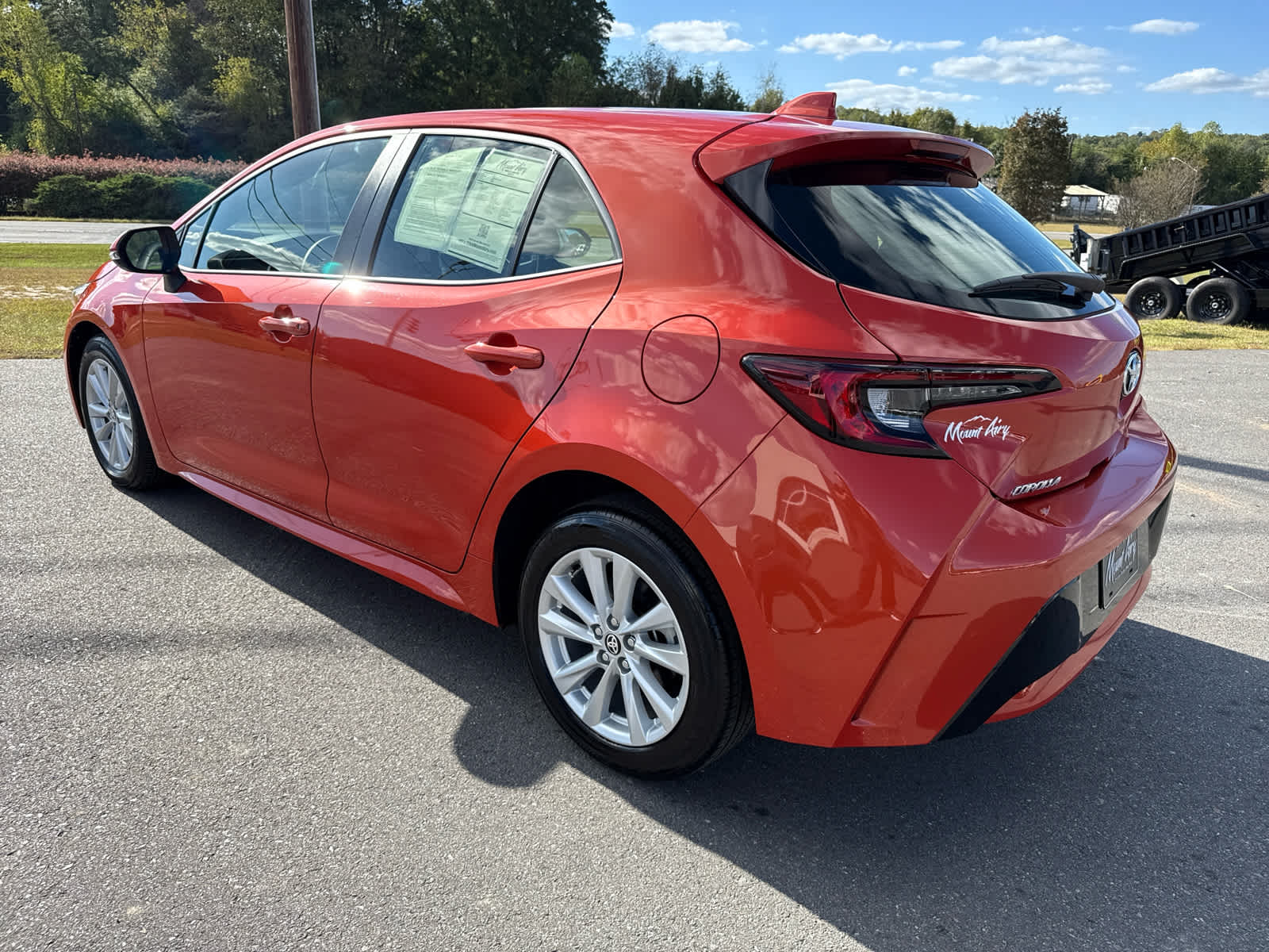 2025 Toyota Corolla Hatchback SE