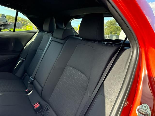 2025 Toyota Corolla Hatchback SE