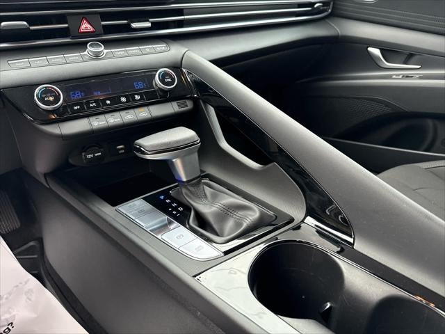 2024 Hyundai Elantra Hybrid Blue