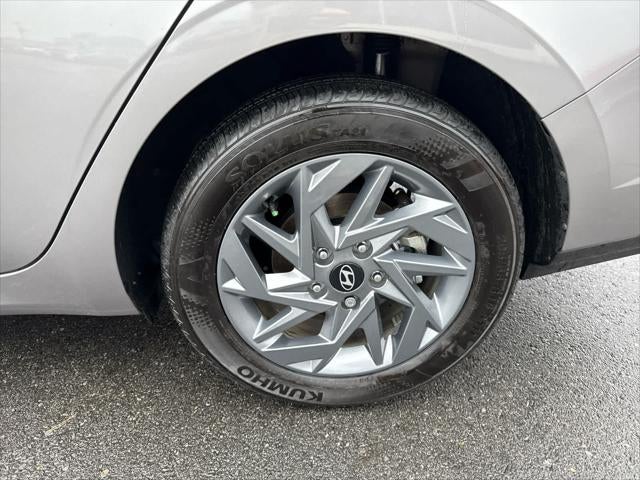 2024 Hyundai Elantra Hybrid Blue