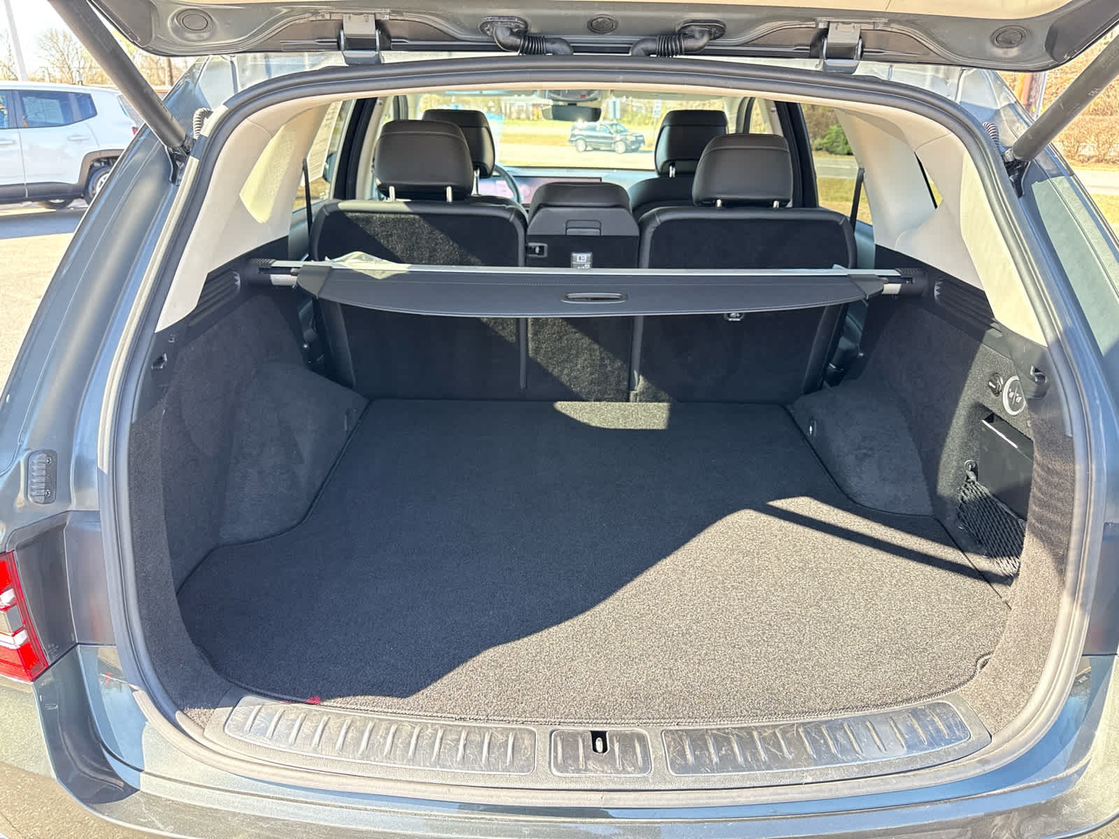 2025 Genesis GV80 2.5T Standard AWD