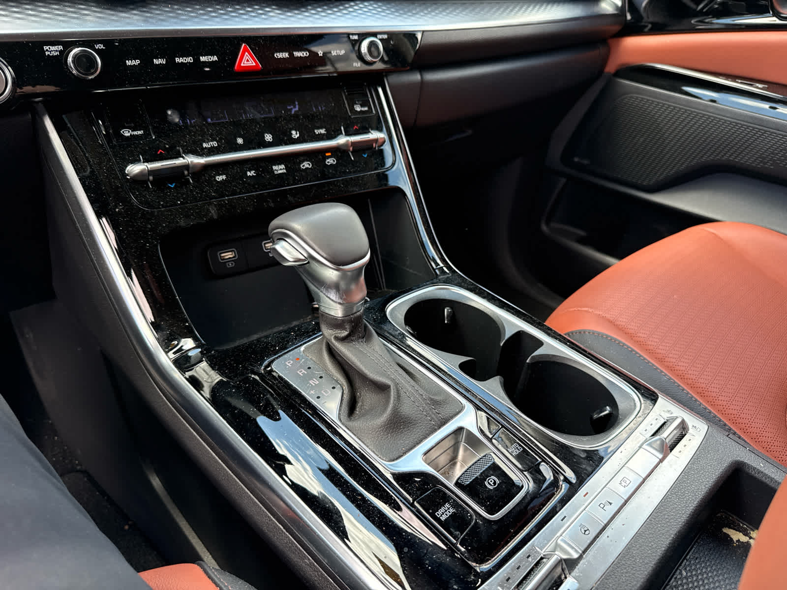 2024 Kia Carnival SX Prestige