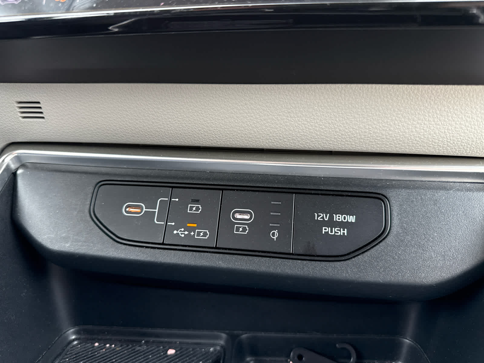 2025 Kia Carnival SX Prestige