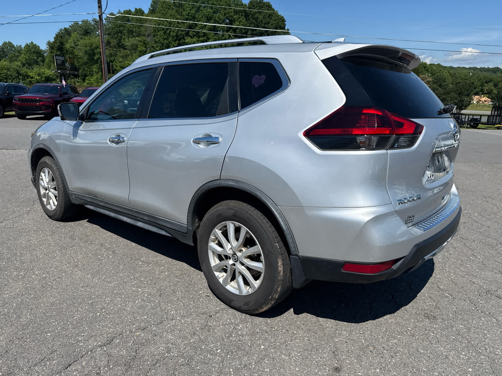 2018 Nissan Rogue SV