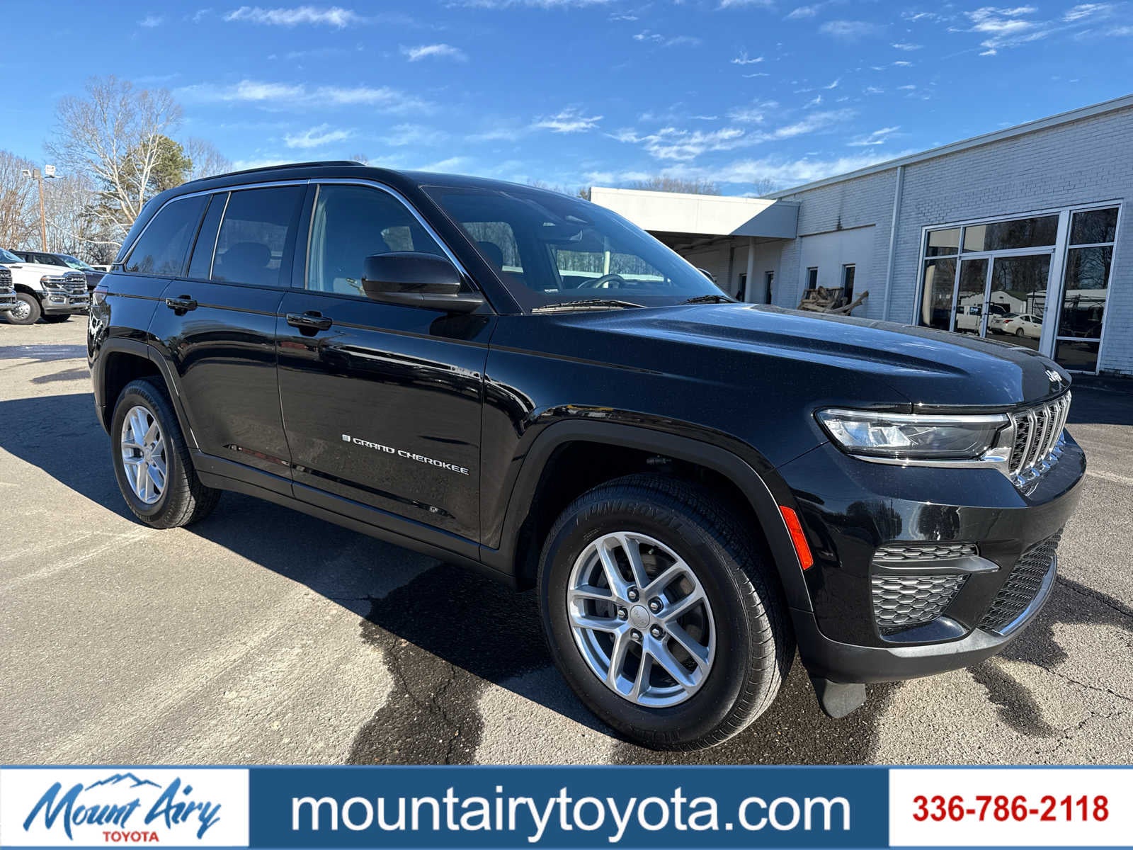 2024 Jeep Grand Cherokee Laredo X