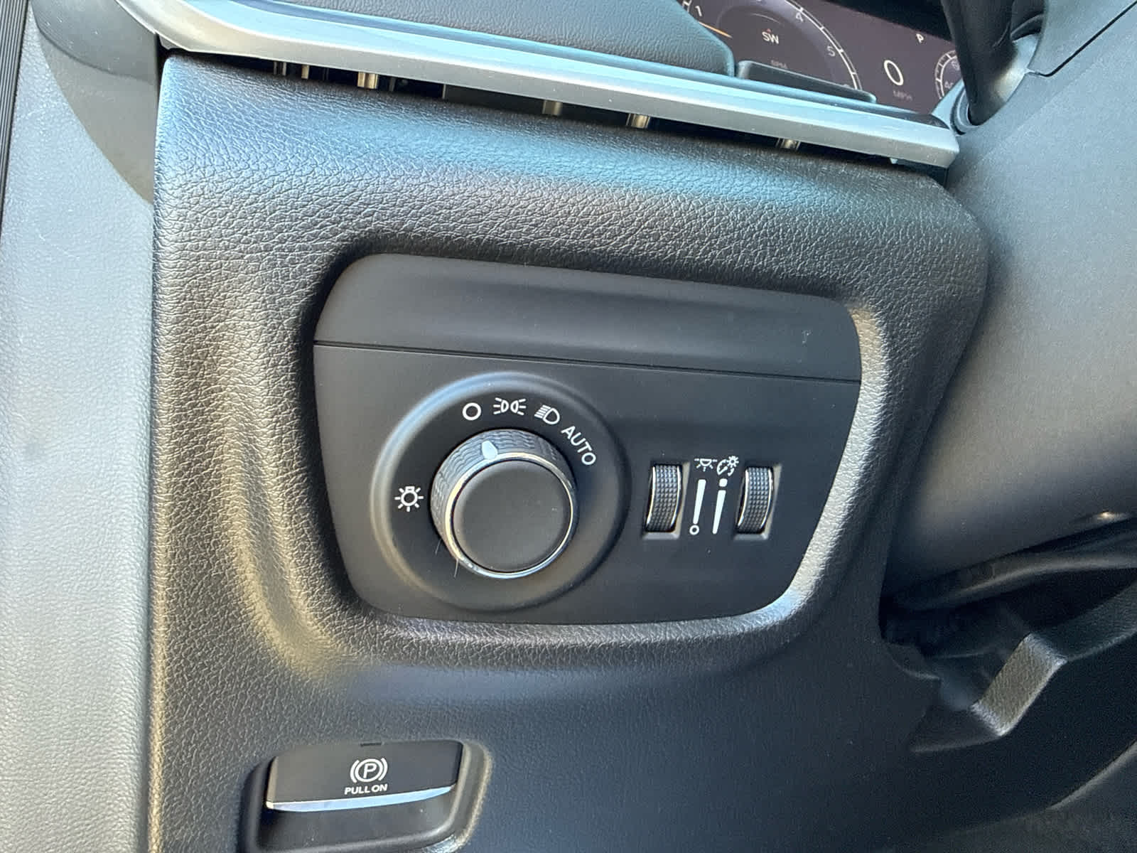 2024 Jeep Grand Cherokee Laredo X