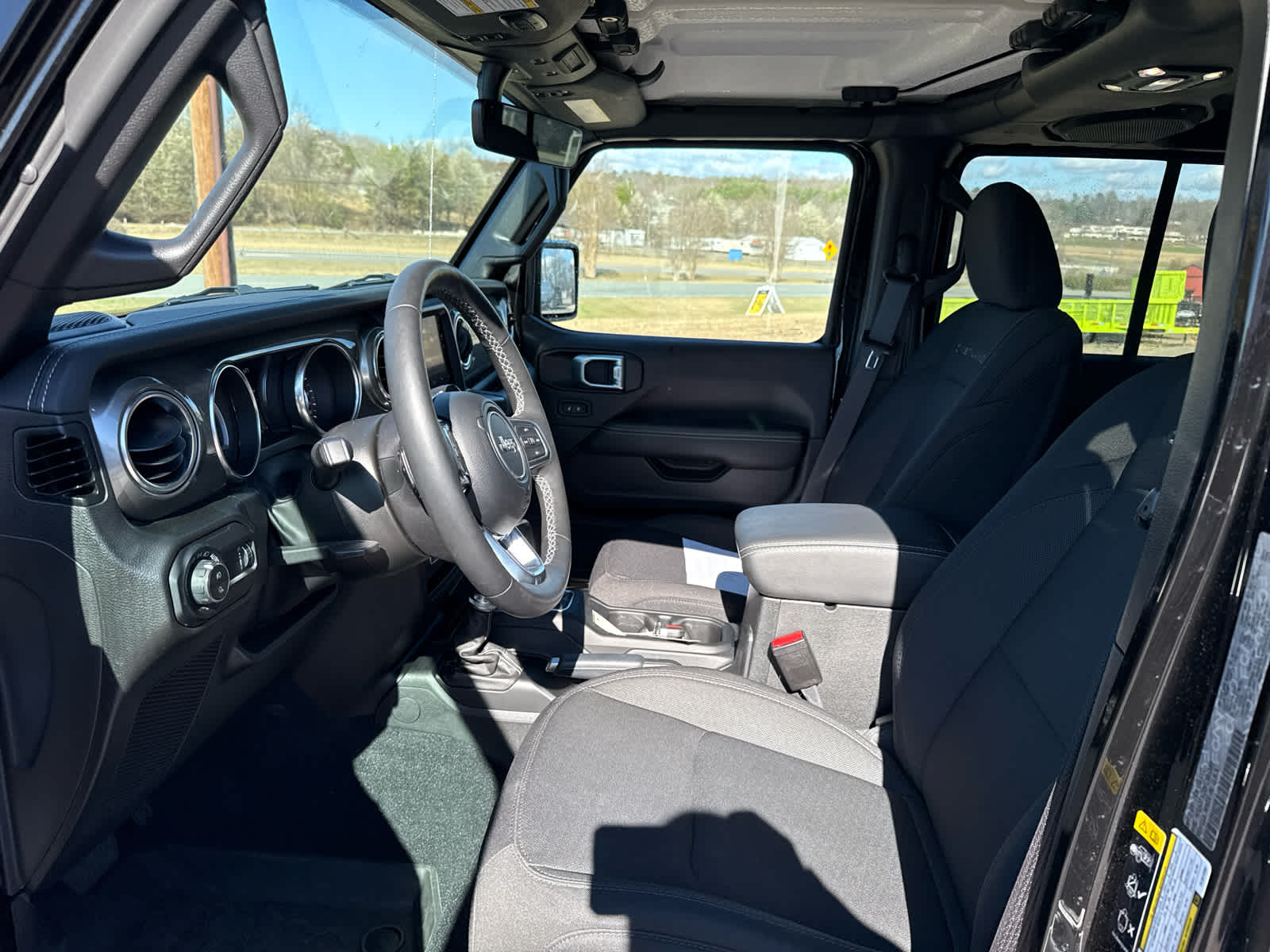 2023 Jeep Gladiator Overland