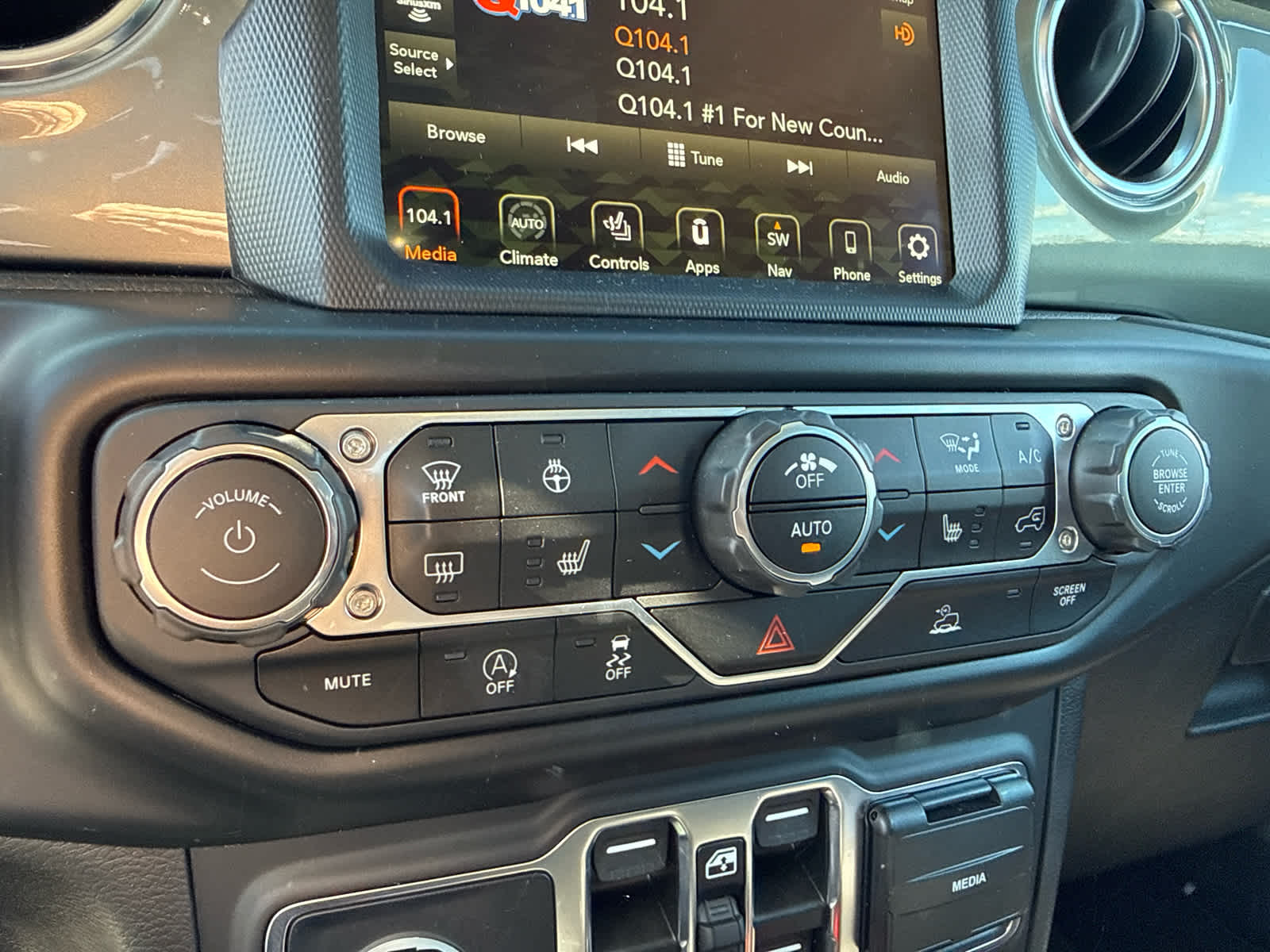 2023 Jeep Gladiator Overland