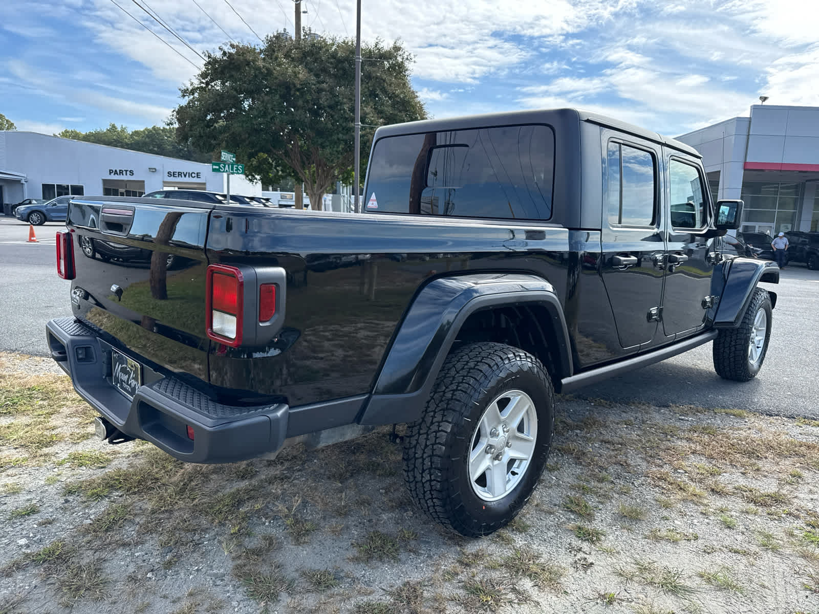 2022 Jeep Gladiator Sport S