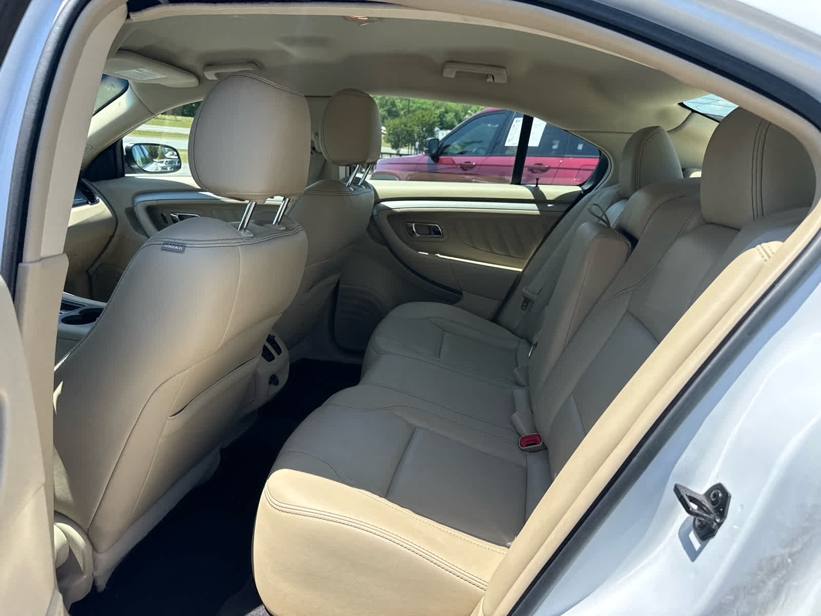 2018 Ford Taurus SEL
