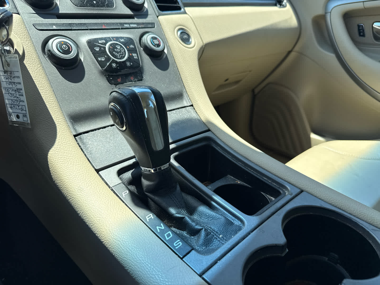 2018 Ford Taurus SEL