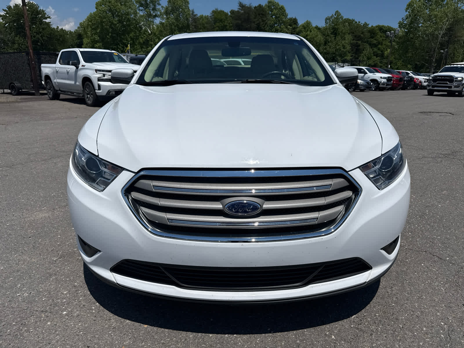 2018 Ford Taurus SEL