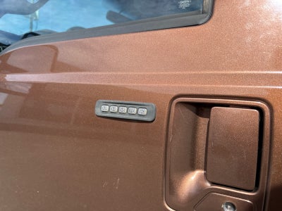 2011 Ford Super Duty F-250 Pickup King Ranch