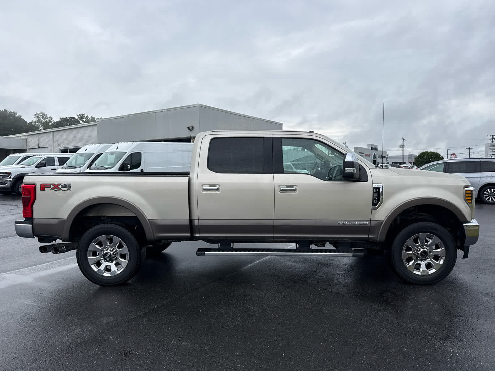 2018 Ford Super Duty F-250 Pickup LARIAT