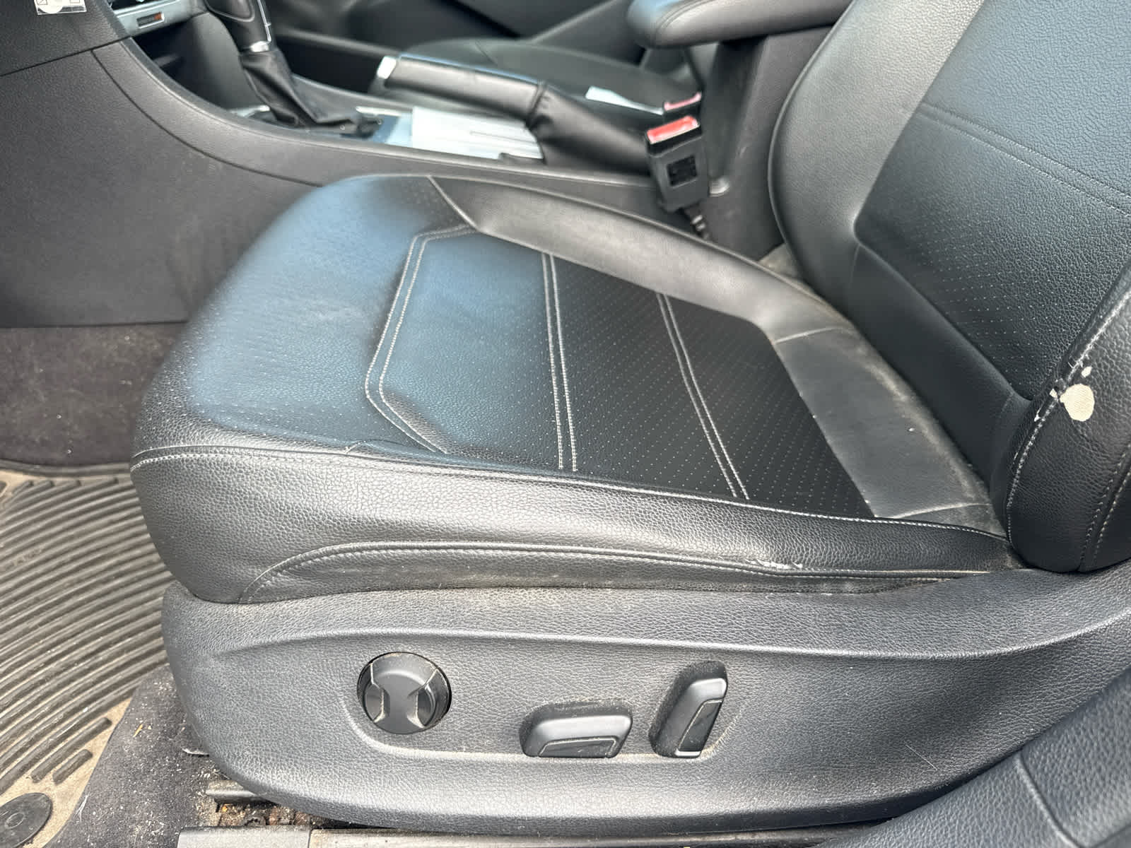 2012 Volkswagen Passat TDI SE w/Sunroof