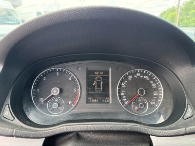 2012 Volkswagen Passat TDI SE w/Sunroof