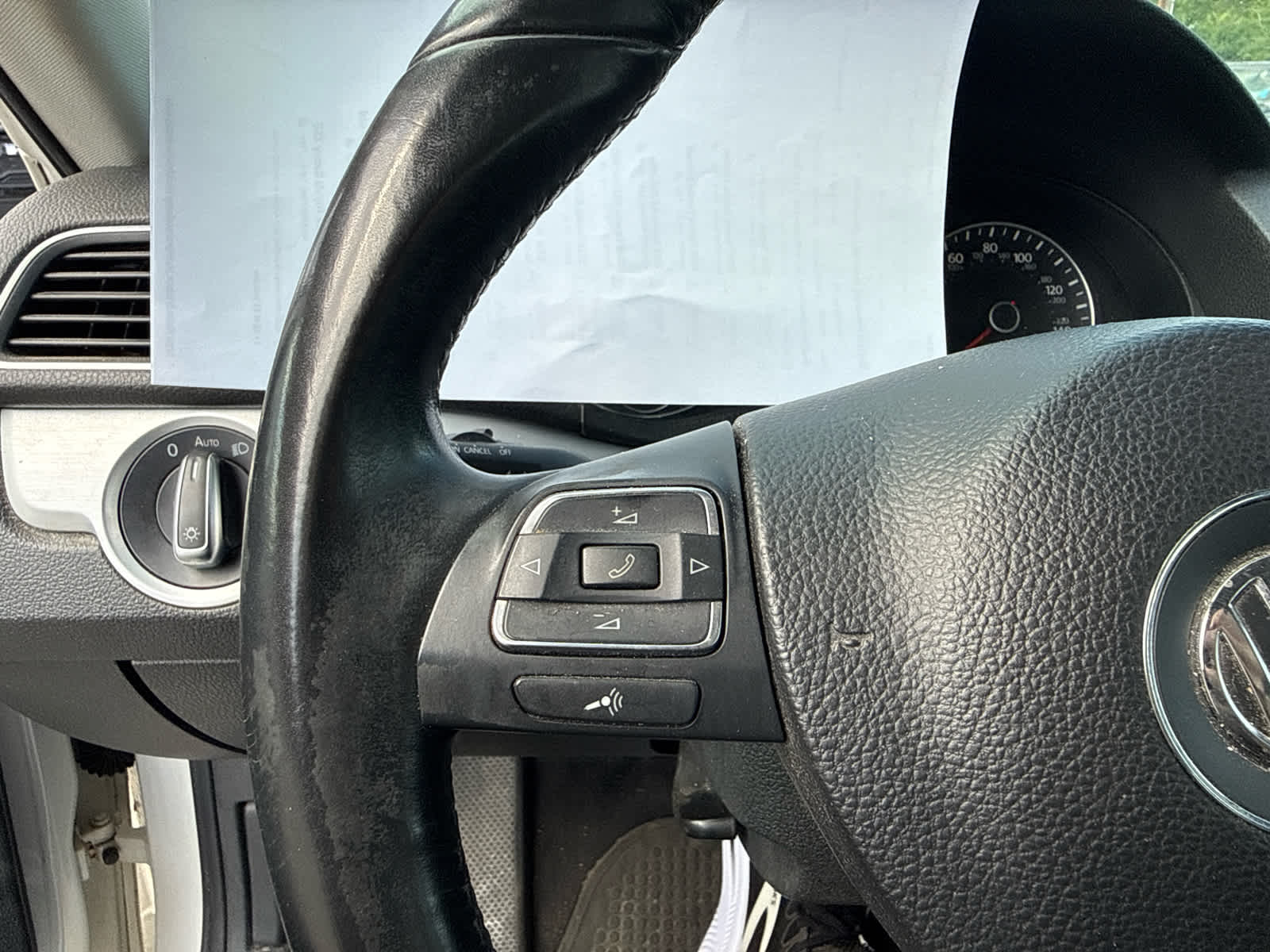 2012 Volkswagen Passat TDI SE w/Sunroof