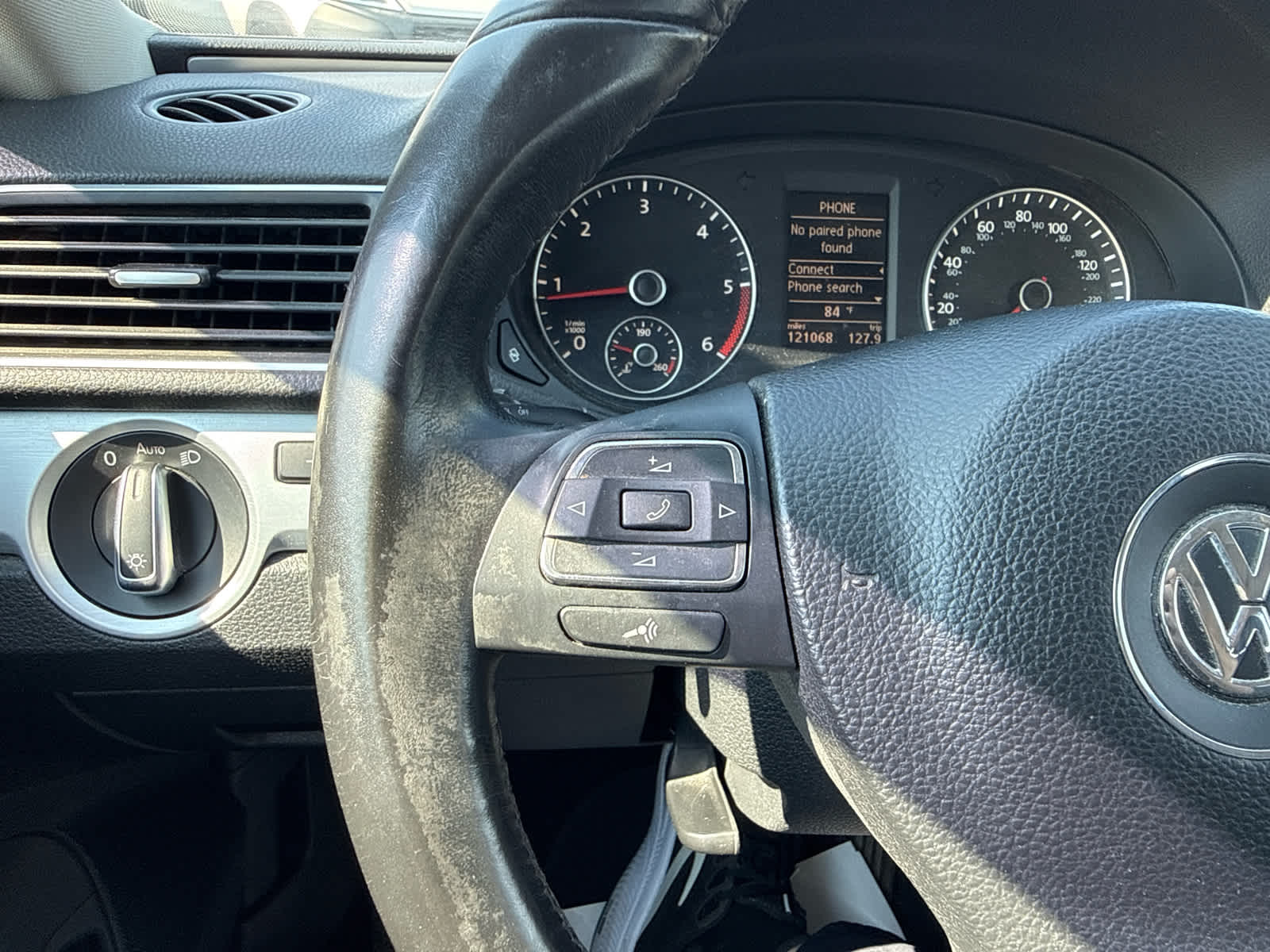 2012 Volkswagen Passat TDI SE w/Sunroof