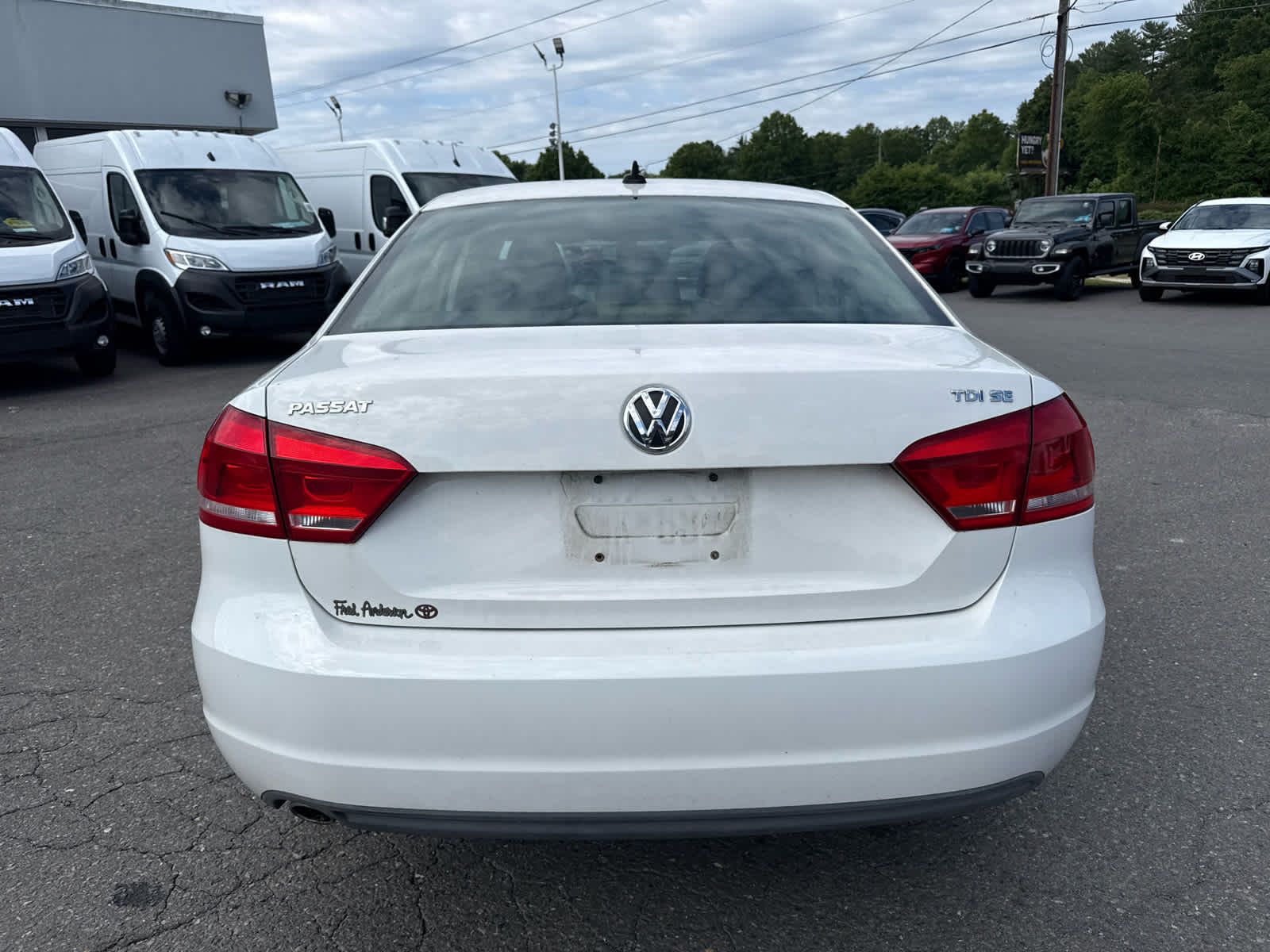 2012 Volkswagen Passat TDI SE w/Sunroof