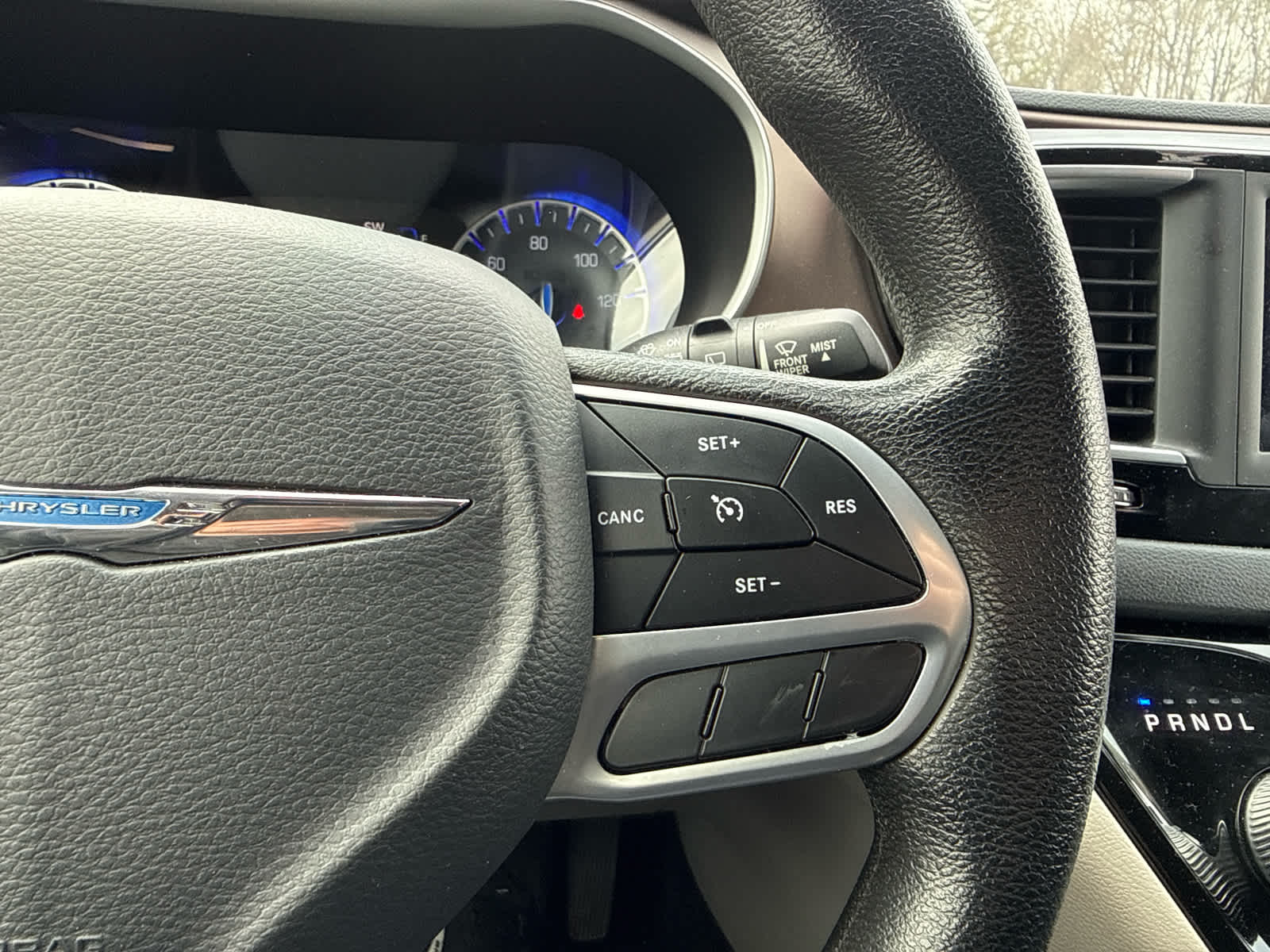 2021 Chrysler Voyager LXI