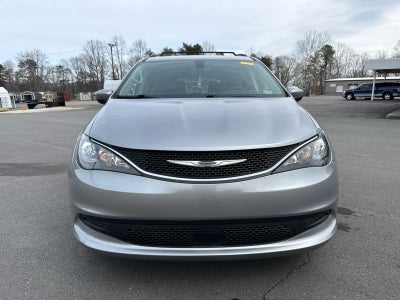 2021 Chrysler Voyager LXI