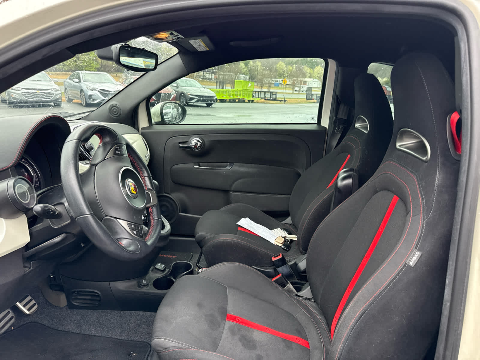 2017 FIAT 500 Abarth Base