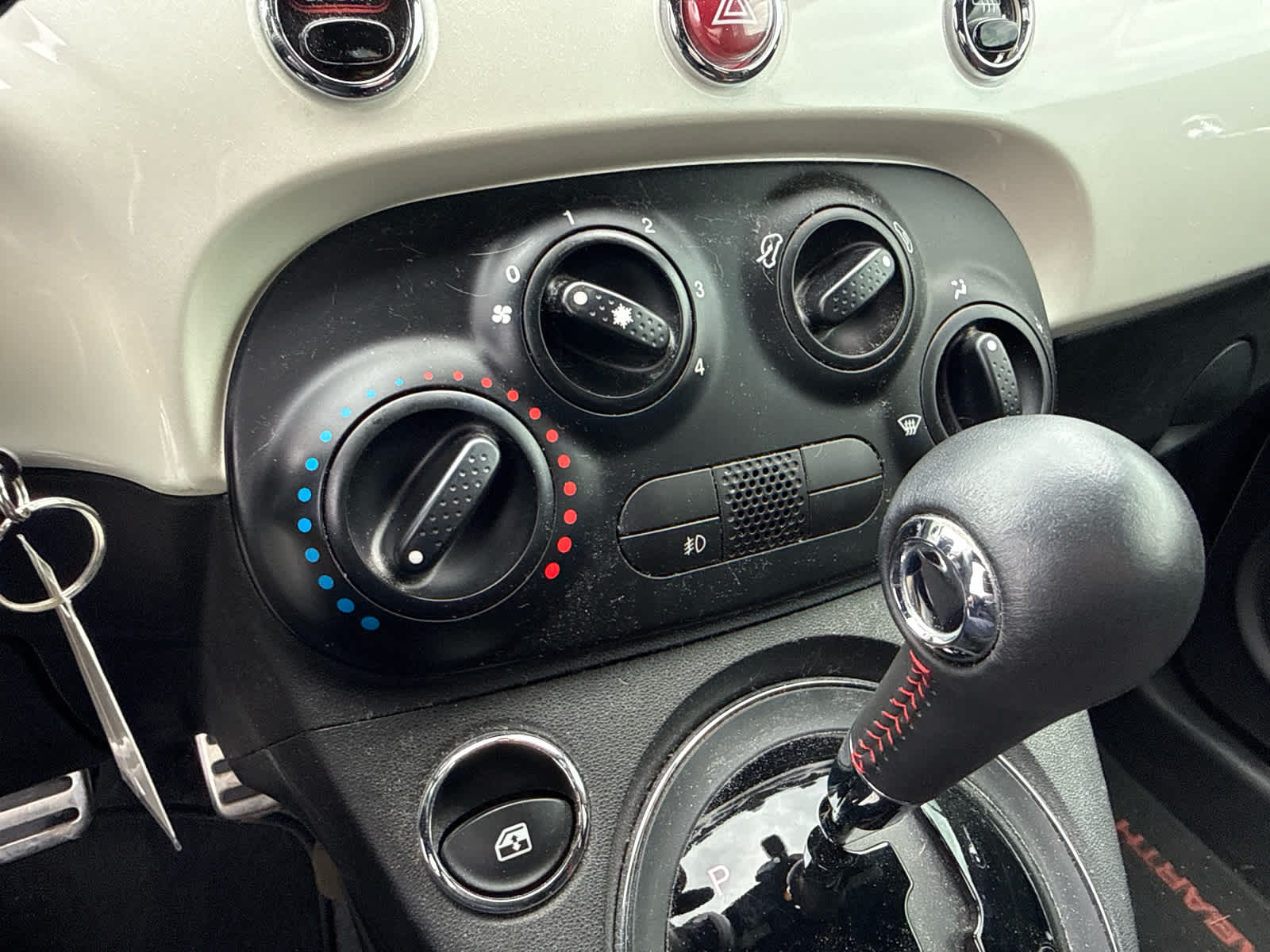 2017 FIAT 500 Abarth Base