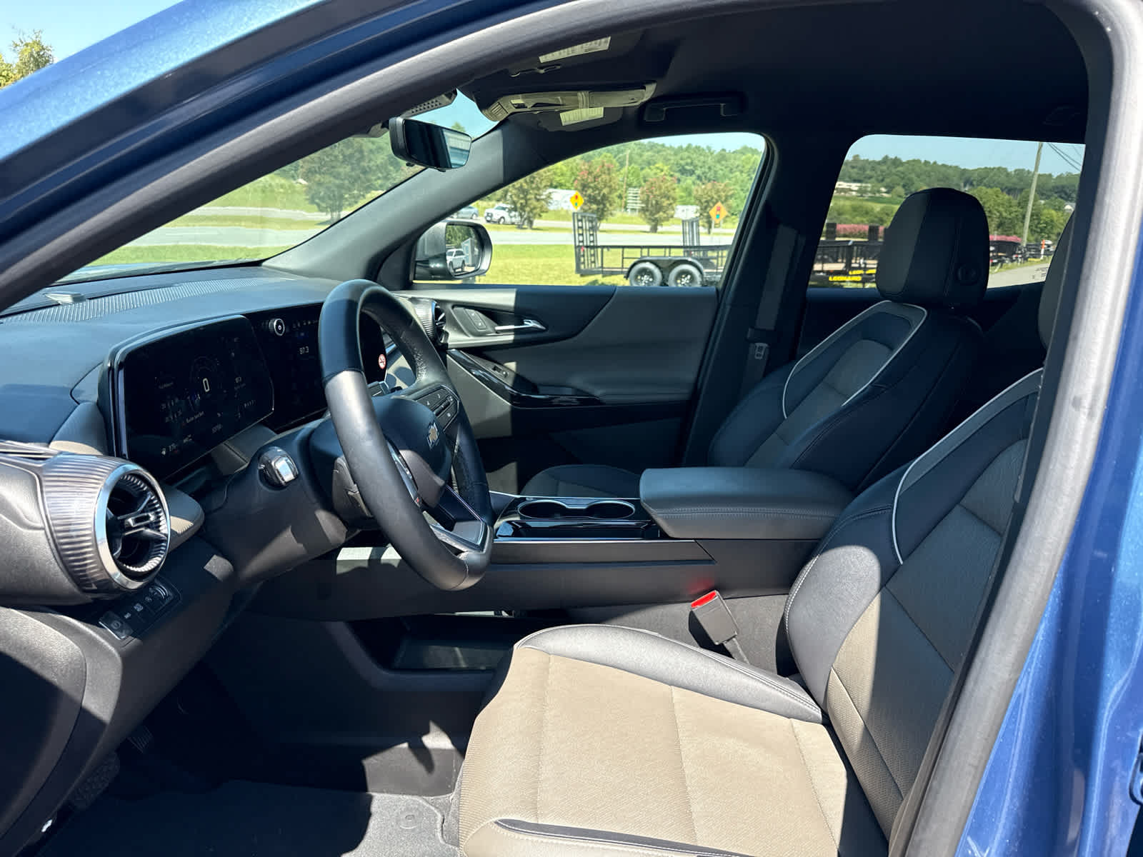 2025 Chevrolet Equinox AWD LT