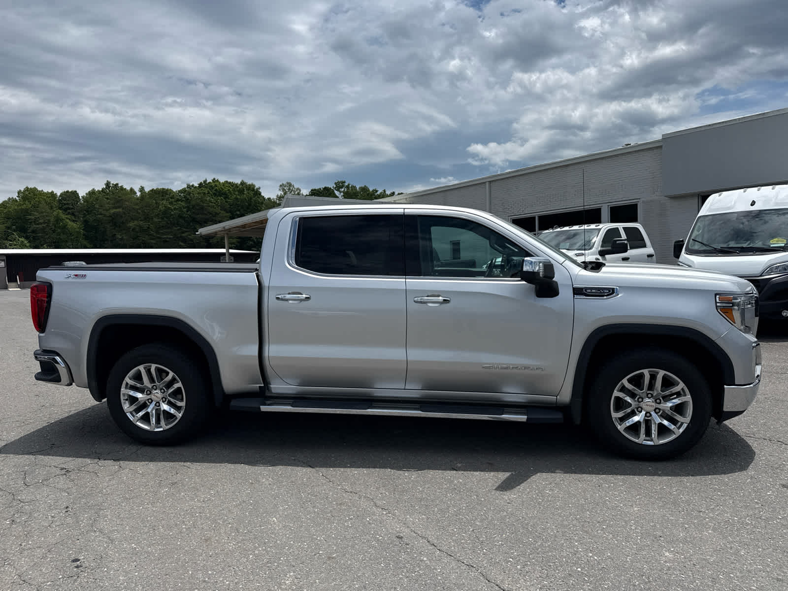 2019 GMC Sierra 1500 SLT